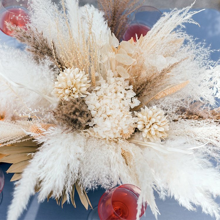 customized dried flowers wedding centerpieces table decorations pampas rose table centerpieces