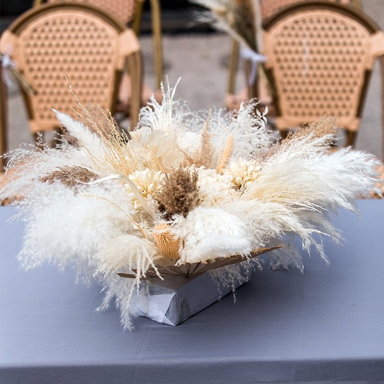 customized dried flowers wedding centerpieces table decorations pampas rose table centerpieces