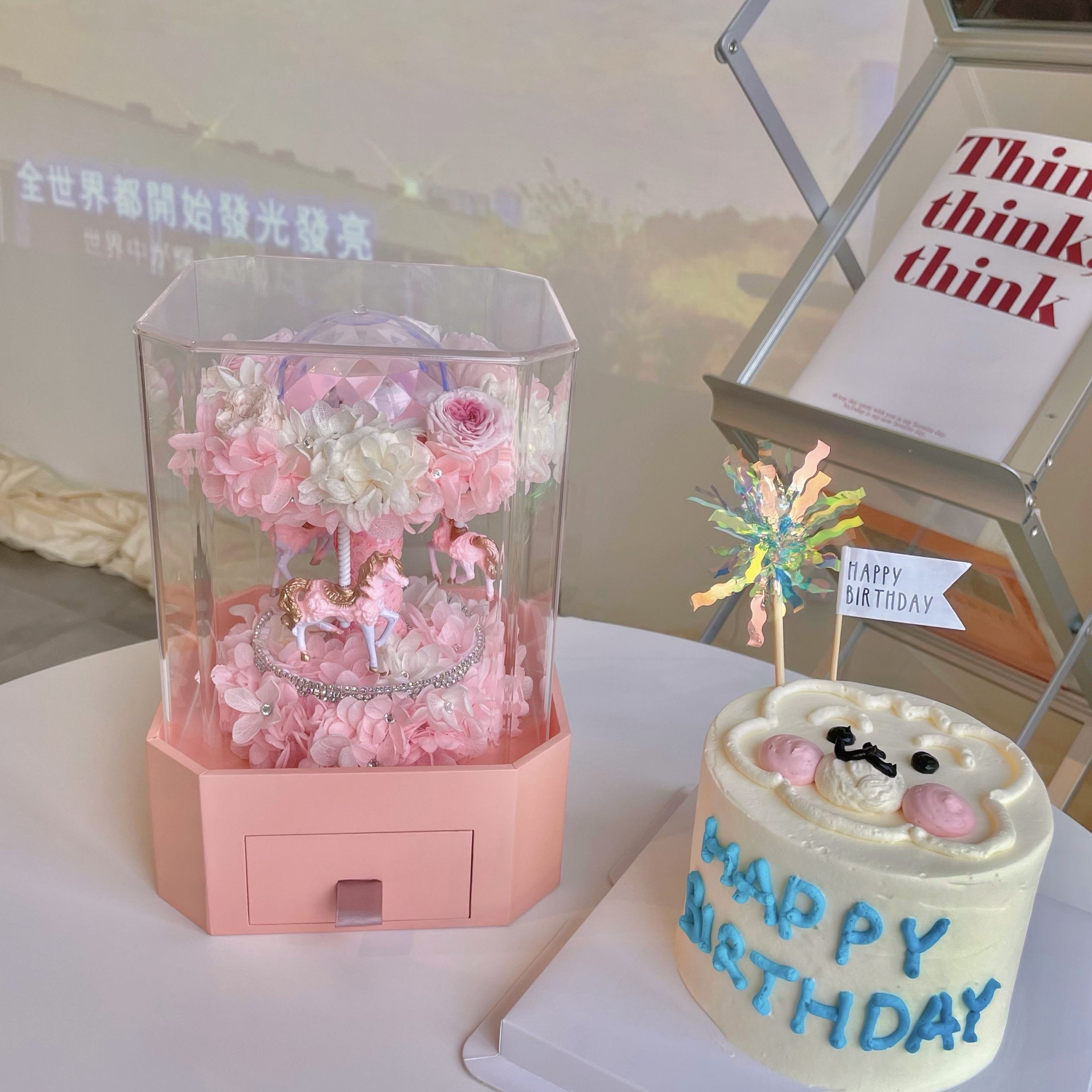 Wholesale Carousel Shaped Valentines day gift dried forever immortal everlasting Eternal flower preserved rose in acrylic box