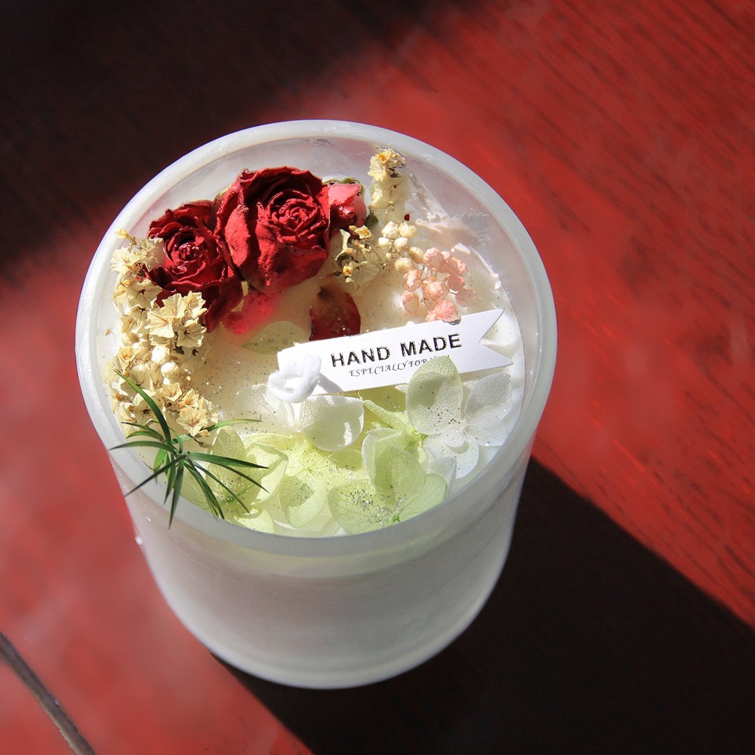 Wholesale luxury rose glass dried flowers scented candles for wedding gifts Women's Day gift