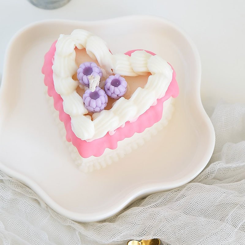 Romantic Pink Heart-Shaped Love Candle for Christmas Holiday Bar Proposals & Engagement Ornaments Scented Candle Companion Gift