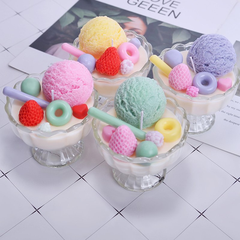 KWECO New Arrival Home Dessert Aroma Ice Cream Soy Wax Private-Label Scented Perfume Candle For Gift Wedding