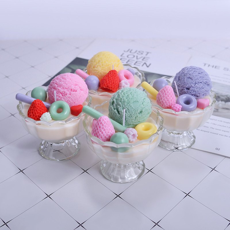 KWECO New Arrival Home Dessert Aroma Ice Cream Soy Wax Private-Label Scented Perfume Candle For Gift Wedding