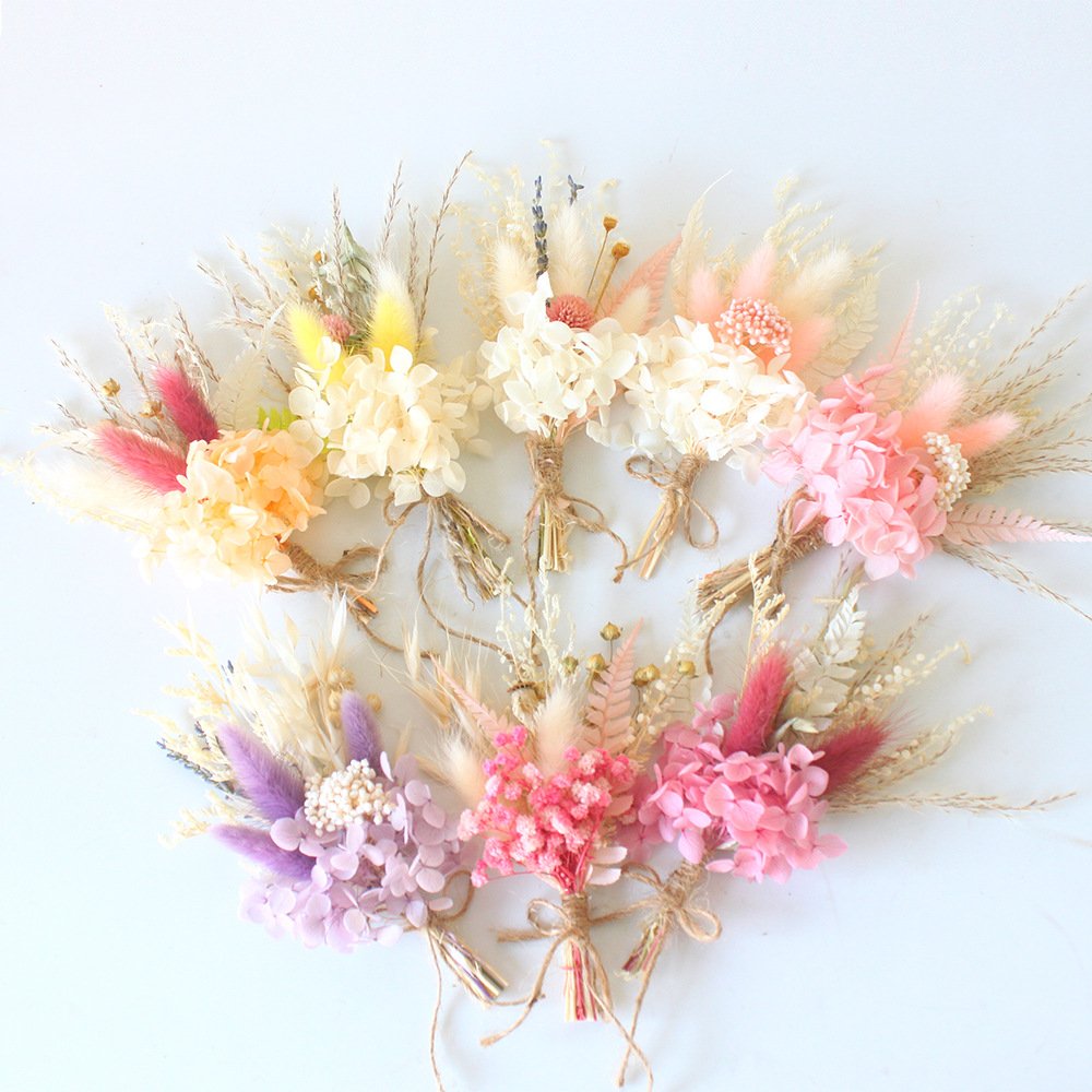 Wholesale Natural Real Touch Dried Flowers Pampas Palm Preserved Flowers Small Mini Flower Bouquet For House Wedding Decoration