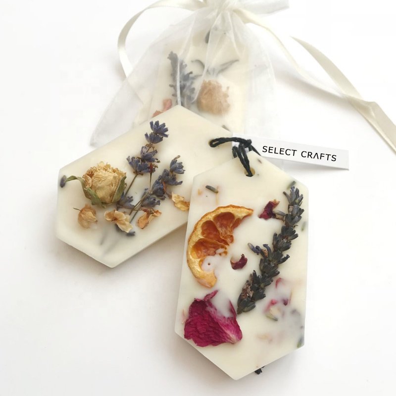 Luxury Hand Poured Home Fragrance Botanical Natural Dried Flowers Wax Sachets