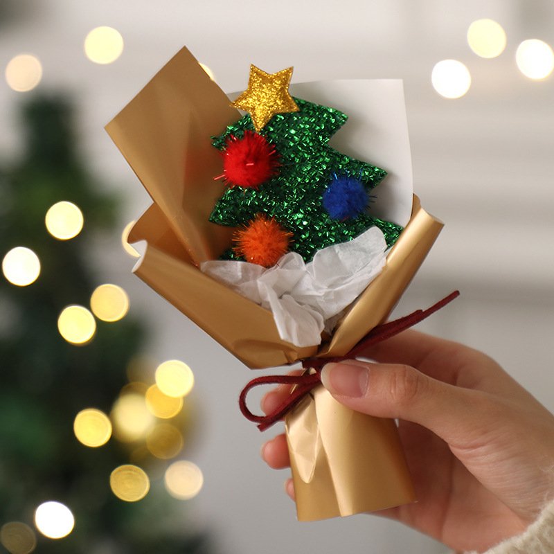 Artificial Christmas Bouquet Xmas Gift Pine Cones Party Decoration Prsent Christmas Dried Flower Mini Creative Bouquet