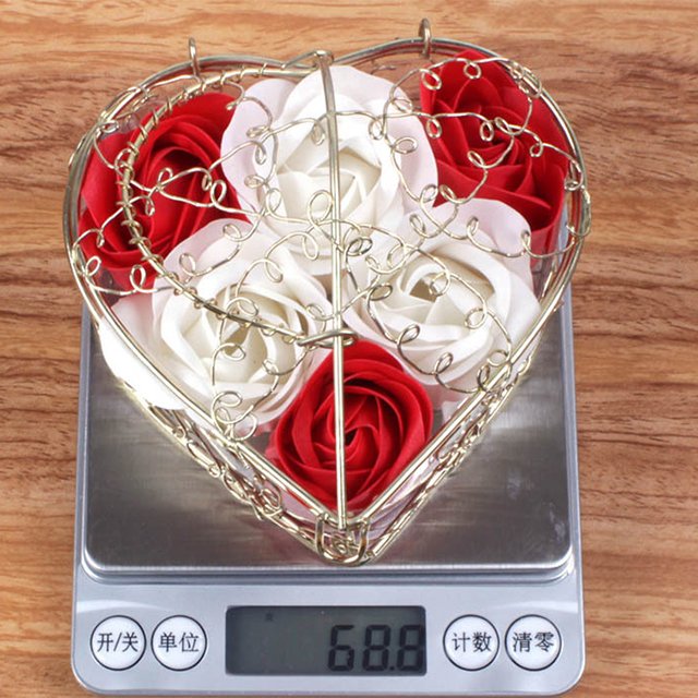 Hot selling artificial small rose buds rose wedding parties family dining table decorations flower gift boxes