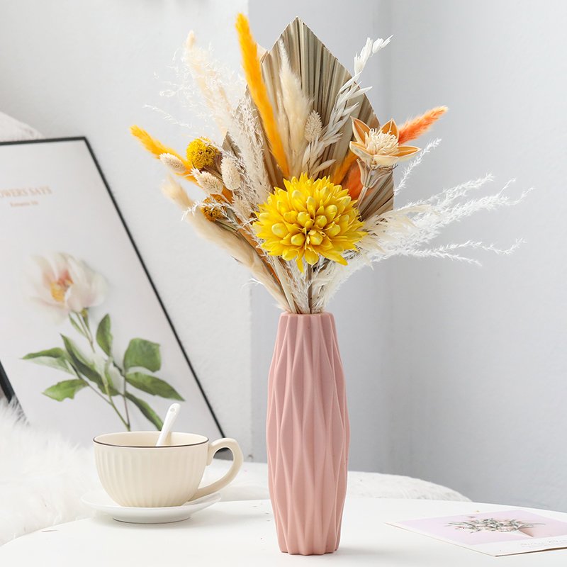Wholesale factory supply dried flowers mini flowers bouquet for wedding home decoration