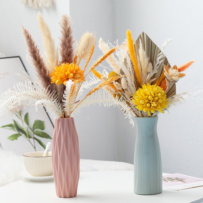 Wholesale factory supply dried flowers mini flowers bouquet for wedding home decoration