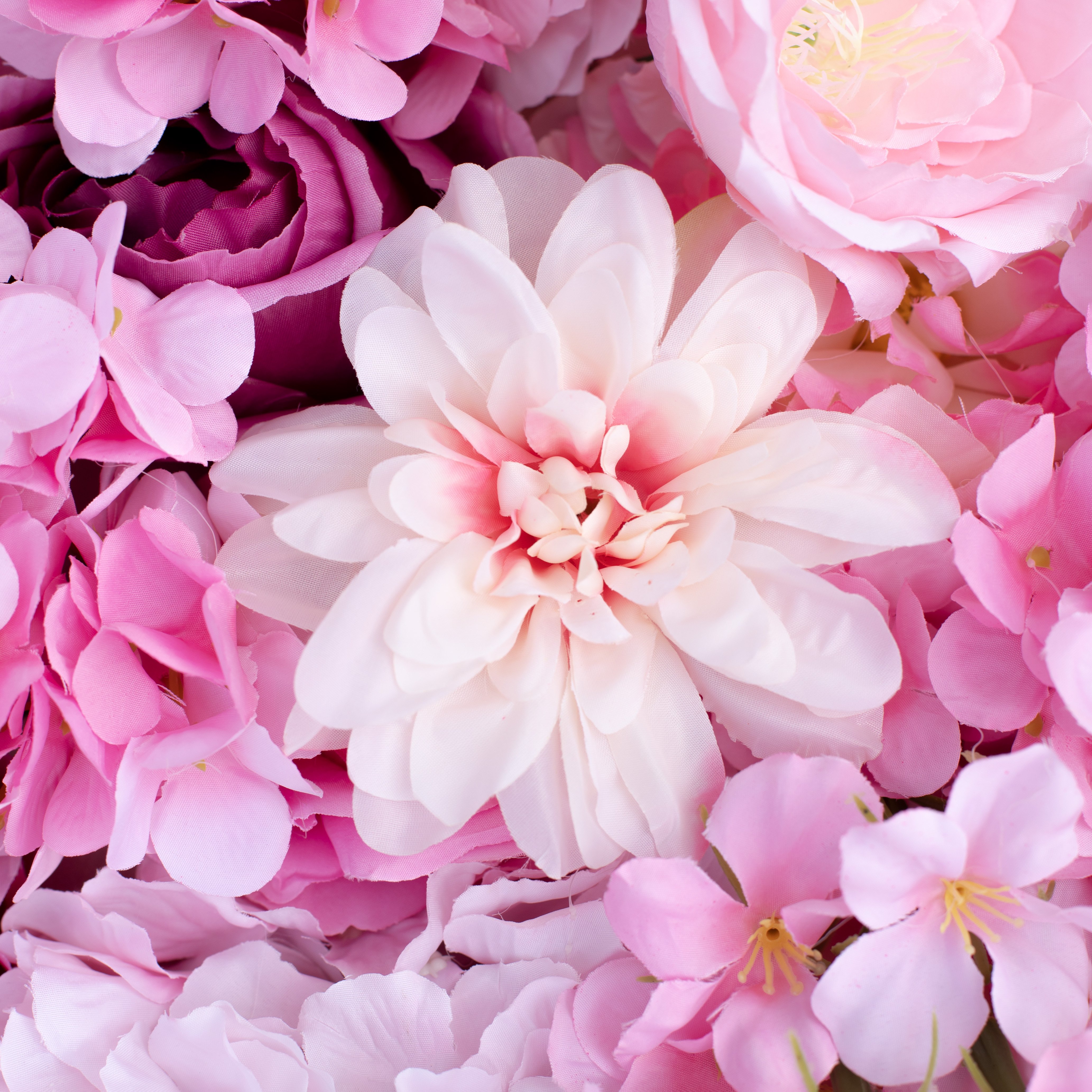 HHD21Hot selling wholesale price artificial white rose flower wall backdrop wall flower for wedding decoration