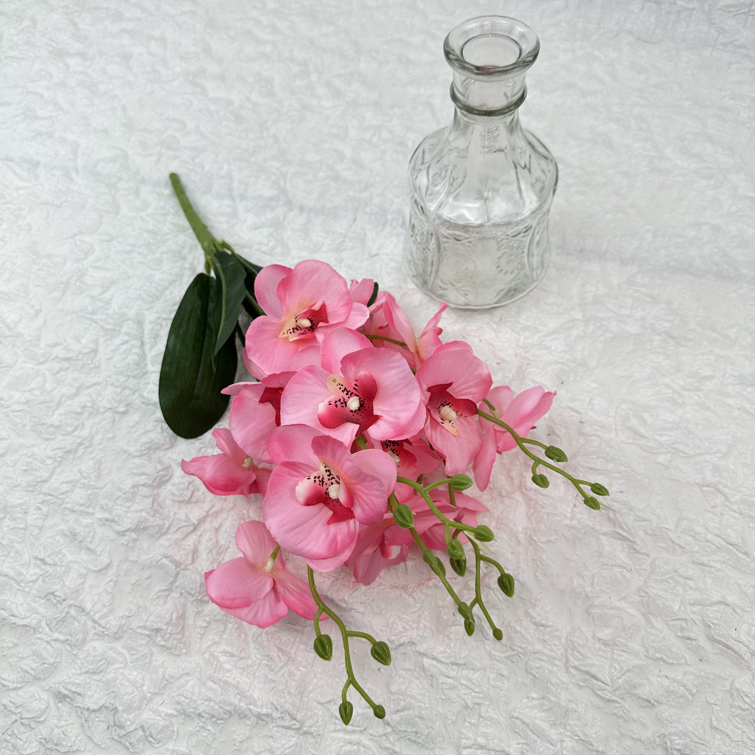 Factory Price small dried flowers Christmas wedding flowers butterfly orchid