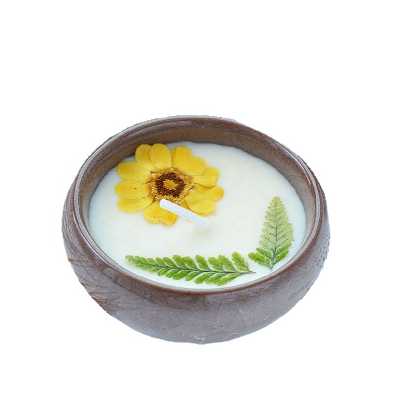 Hot Selling Handmade Soy Wax Dried Flowers Scented Candles with Ceramic Holder Gift Box Packing