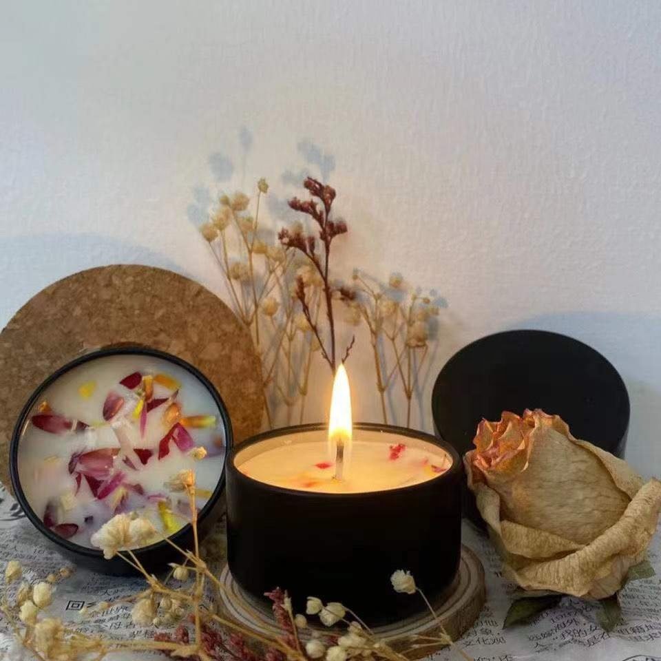Wholesale Private Label Modern Packaging Gift Luxury Aromatherapy Jar Soy Wax Dried flowers Scented Candle