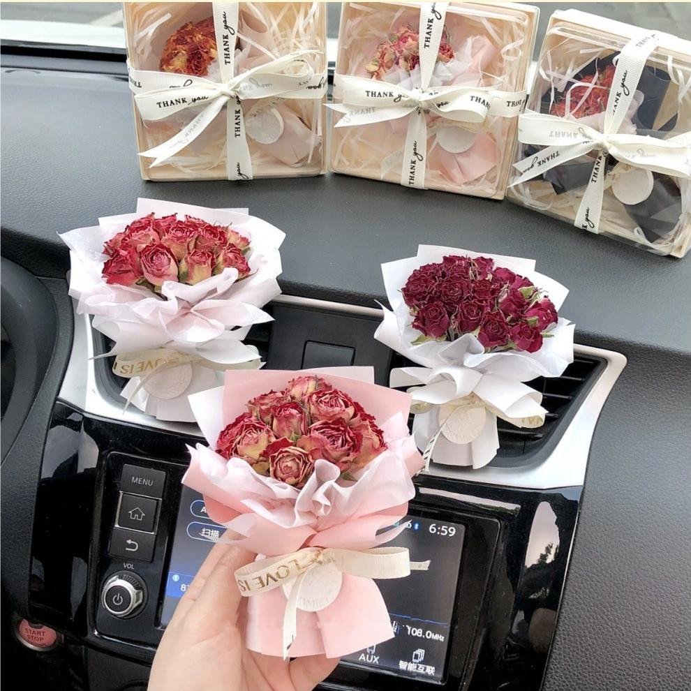 Customized Mini Bouquet Car Perfume Air Conditioning Outlet Vent Fragrance Dried Flower Car Air Freshener