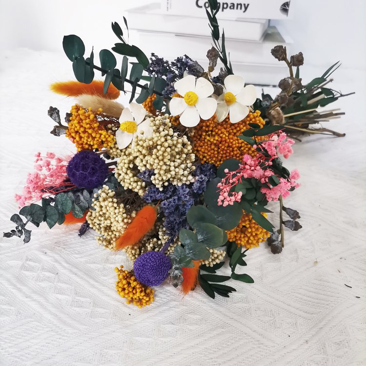 Factory wholesale rice flowers high quality eucalyptus real touch dried pink baby breath bouquet for wedding and home decoration
