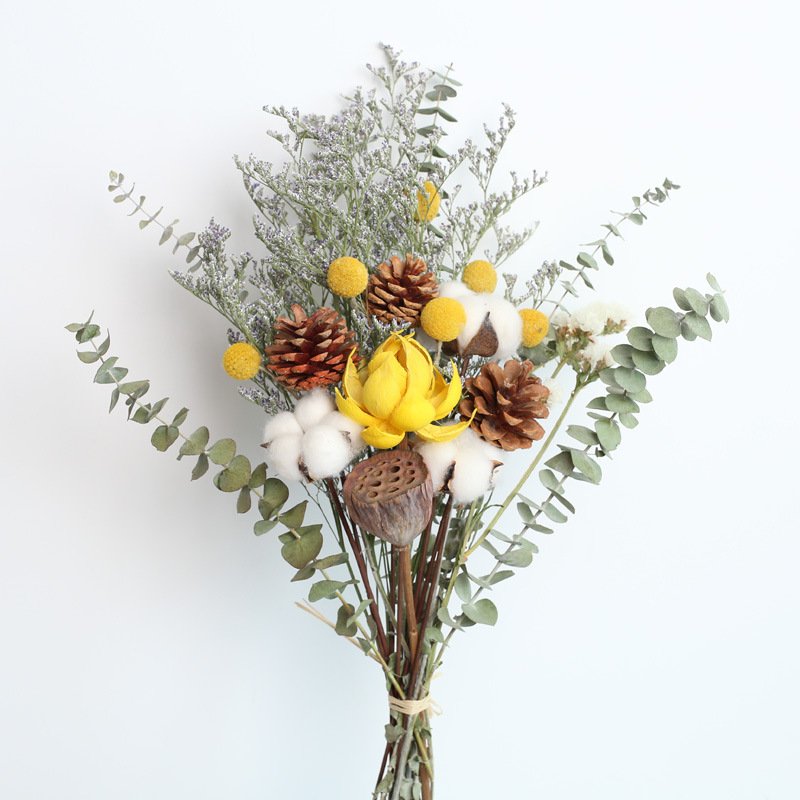 Rose Sunflower Eucalyptus Gypsophila Daisy Forget-me-not Lover Grass Dried Flower Bouquet for Girlfriend Gift