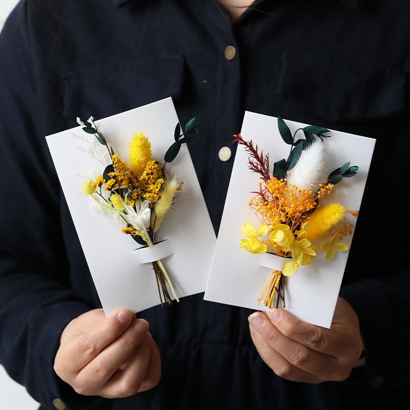 Mini Boho Preserved Roses Bouquet Natural Dried Flowers and Gift Cards for Weddings Mother's Day Gifts