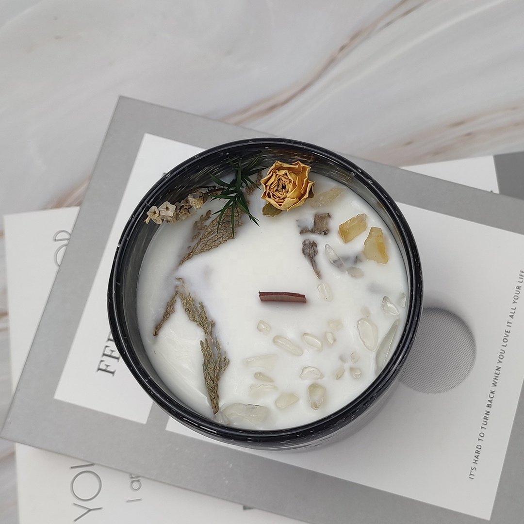 Customized crystal dry flower soy Scented Candles Luxury in Handmade Artistic Glass Jar for Wedding Christmas and Holidays