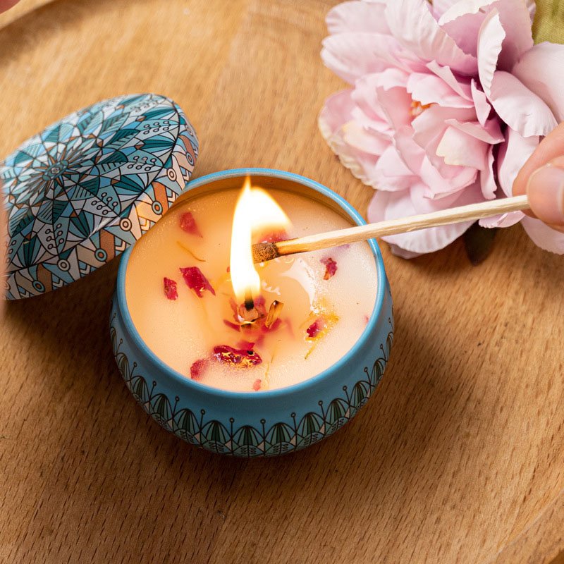 Wholesale Custom Luxury Tin Dried Flowers Soy Wax Scented Candles Home Decor & Fragrance Gift Sets for Business Home Decoration