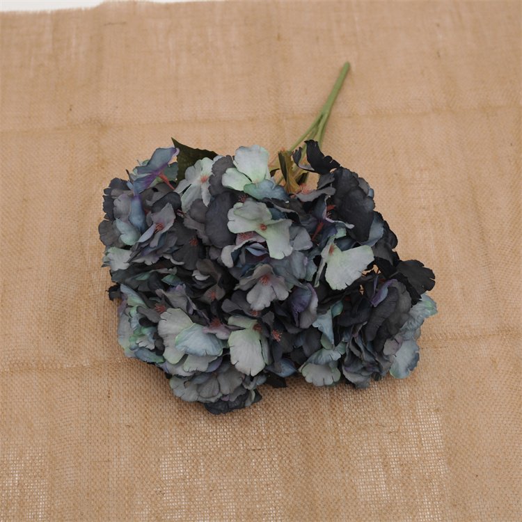 Tianjin factory directly sale 5 heads high quality grey white dried fabric silk artificial hydrangea for wedding decoration