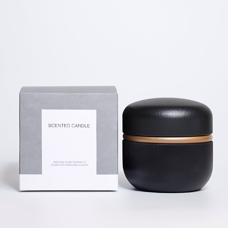 KWECO Wholesale Dried Flowers Retro Tin Box Decorative Scented Candles Soy Wax Candles With Lid