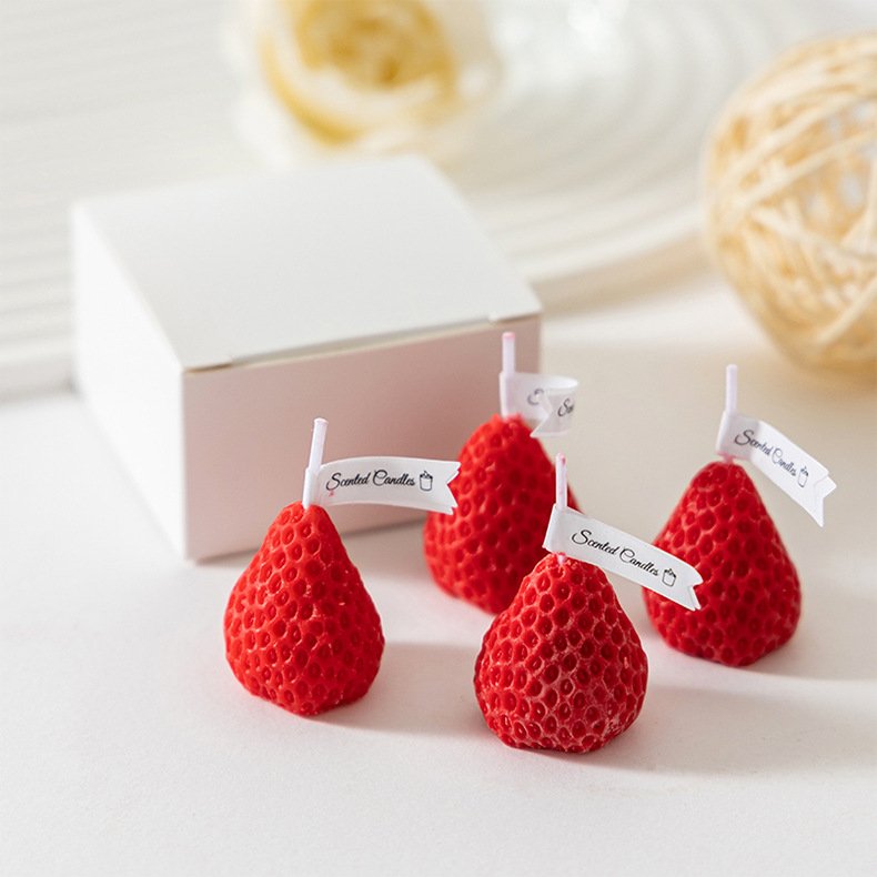 2 sizes Cute strawberry Shaped Fragrance Soy Wax Scented Candles For party