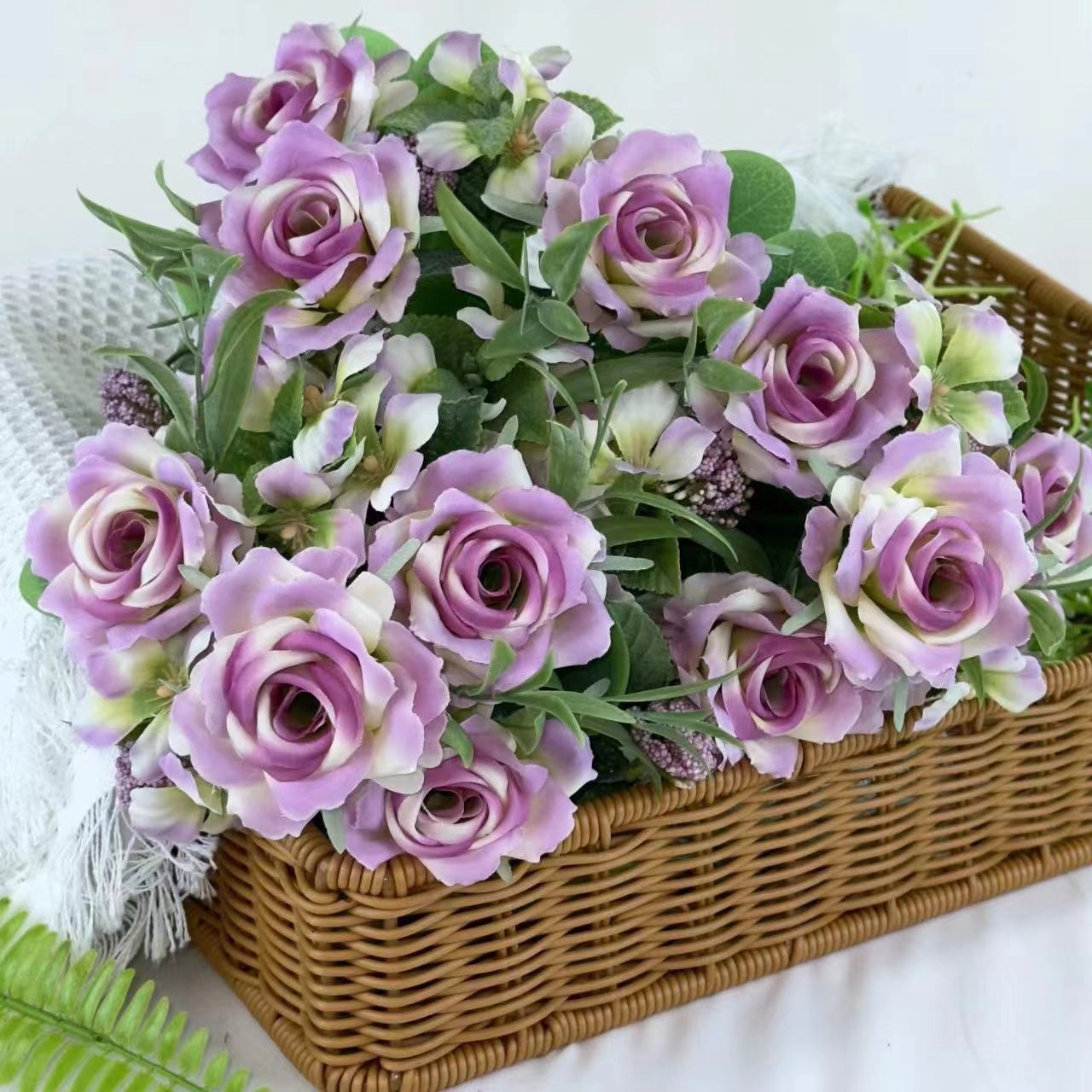 Custom Logo High Quality Wreaths Garlands Dried Look Artificial Flowers Vintage Floral Decor