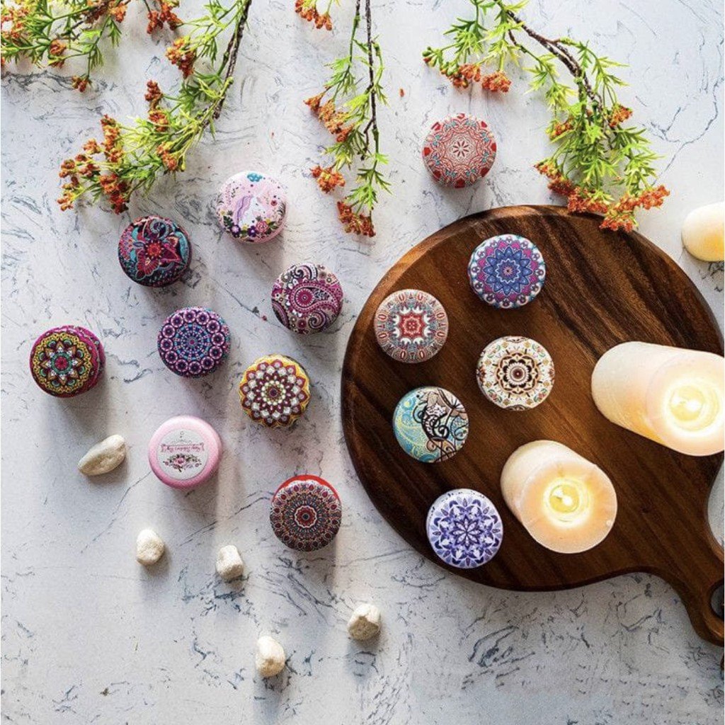 Soybean Wax Dried Flower Tin Jar Scented Candle for Wedding Gift for Home Decoration Parties Bars Christmas Halloween Ramadan