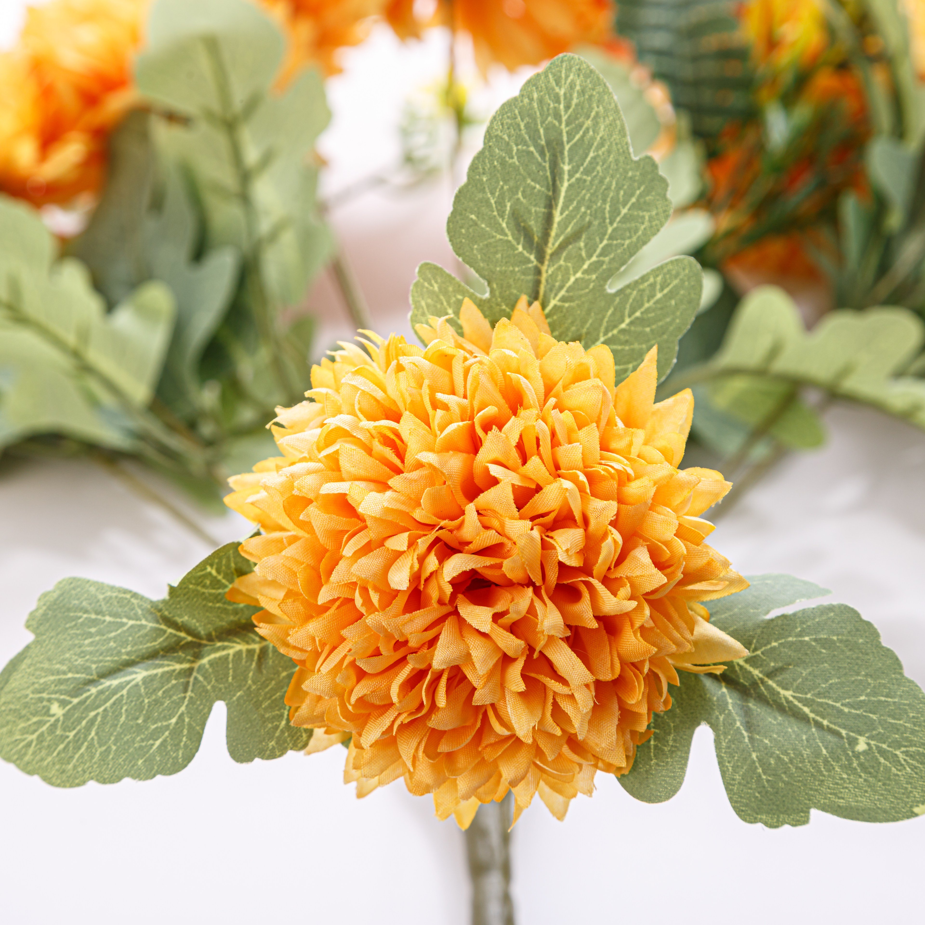 12-Heads Yellow White Silk Artificial Chrysanthemum Flower for Decorative Purposes