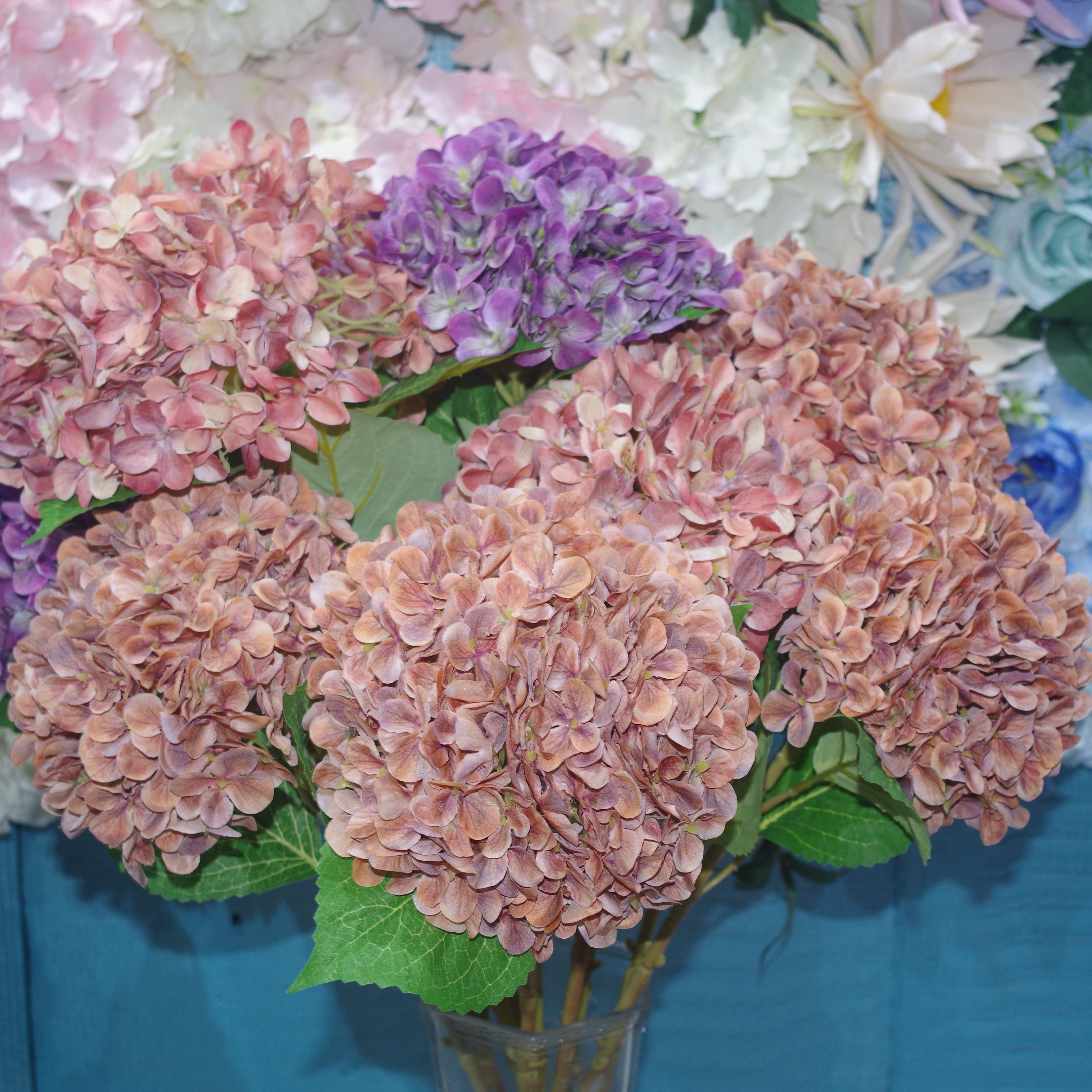 Hot Selling 3D Hydrangea Artificial Flowers Cheap Cloth Wedding Decoration Supplies For Home Wall Decor Mother's Day Celebration