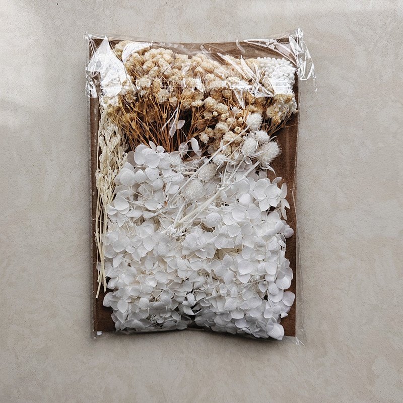 wholesale cheap price nail art Photo Frame DIY Dry Flowers material bag real natural dried flowers for scented Candle making
