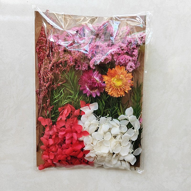 wholesale cheap price nail art Photo Frame DIY Dry Flowers material bag real natural dried flowers for scented Candle making