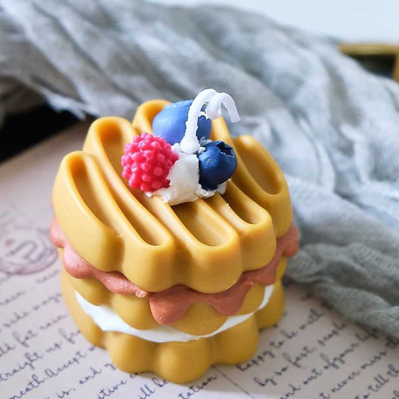 Cookie Shaped Soy Wax Scented Candle for Home Decor Perfect Valentine's Day Christmas and Birthday Gift