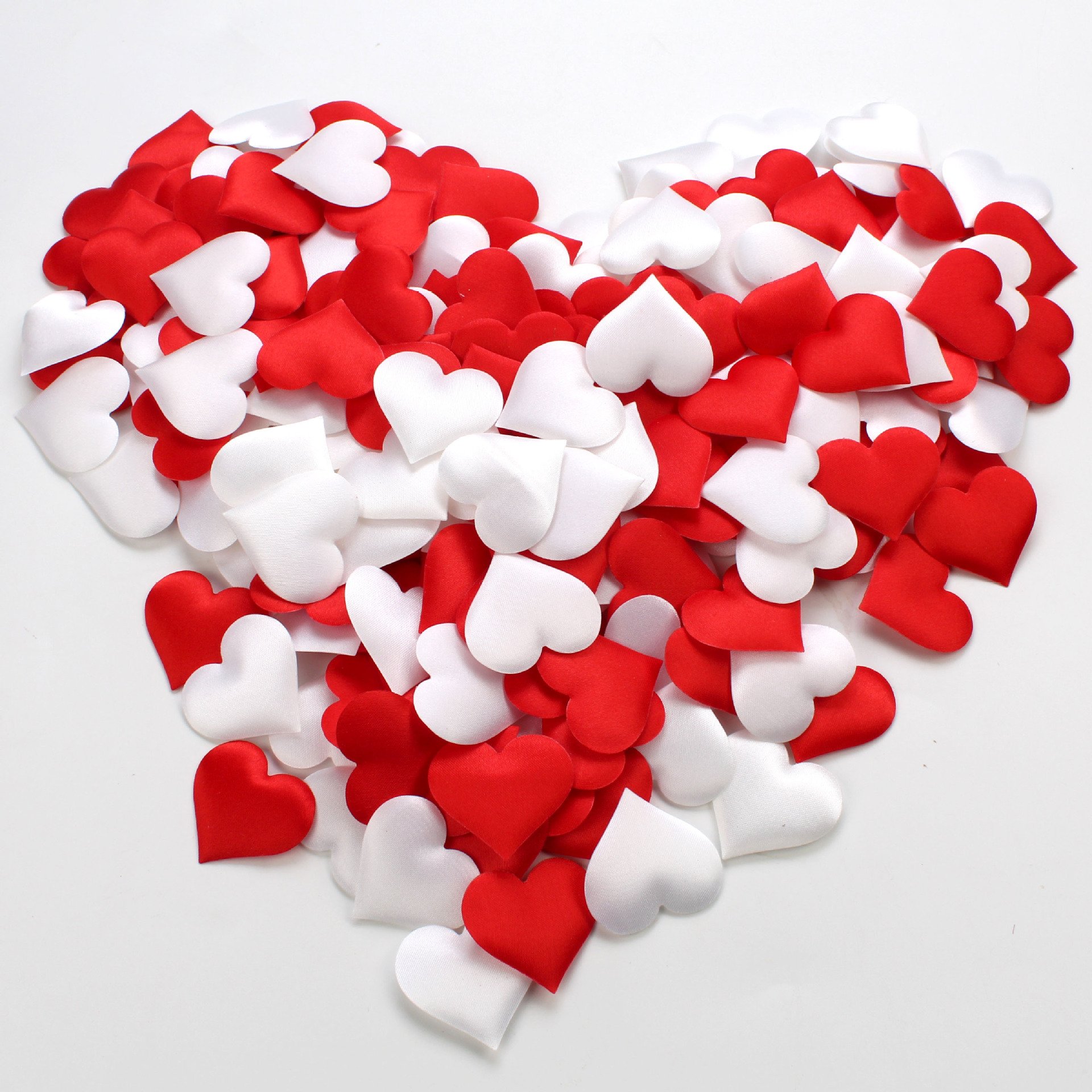 New 100pcs Sponge 3D 3.5CM Heart Shape Petals Romantic Silk Petals for Wedding Party