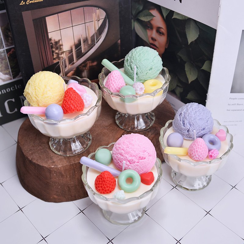 KWECO New Style Home Dessert Aroma Ice Cream Soy Wax Private-Label Scented Perfume Candle For Gift Wedding