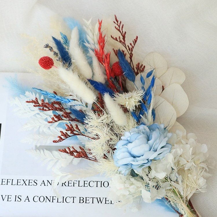 Exclusive Newly bouquet high Quality Dried Flower Bouquet independence day decoration