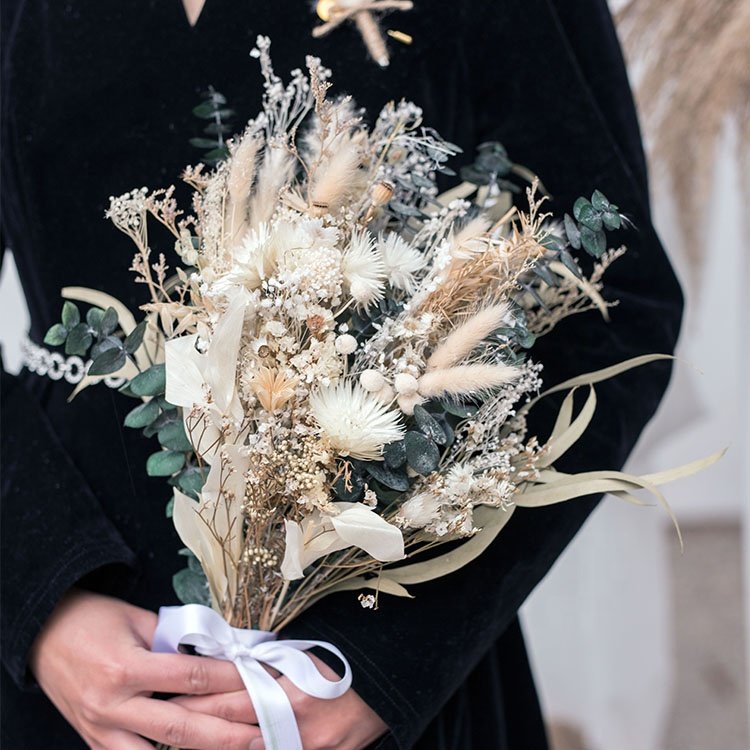 Wholesale Fleur Mariag Bride Flower Bouquet Wedding Dry Flower Ted Bakerlayered Brides Bridal Bouquet BOX Ins Multi Colour 10pcs