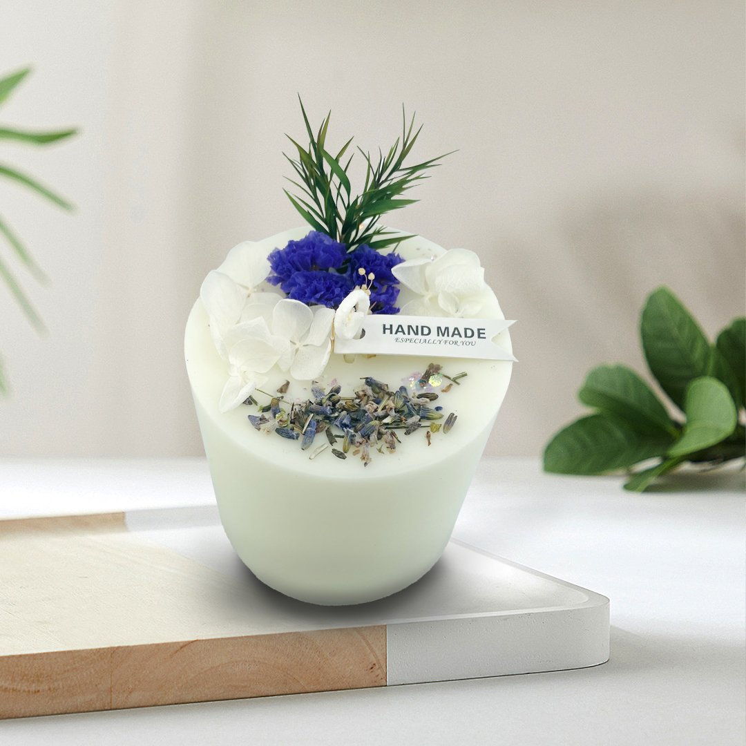 Custom handmade cylindrical dried flower scented candle with linen ribbon Aroma Candles for Wedding Gifts