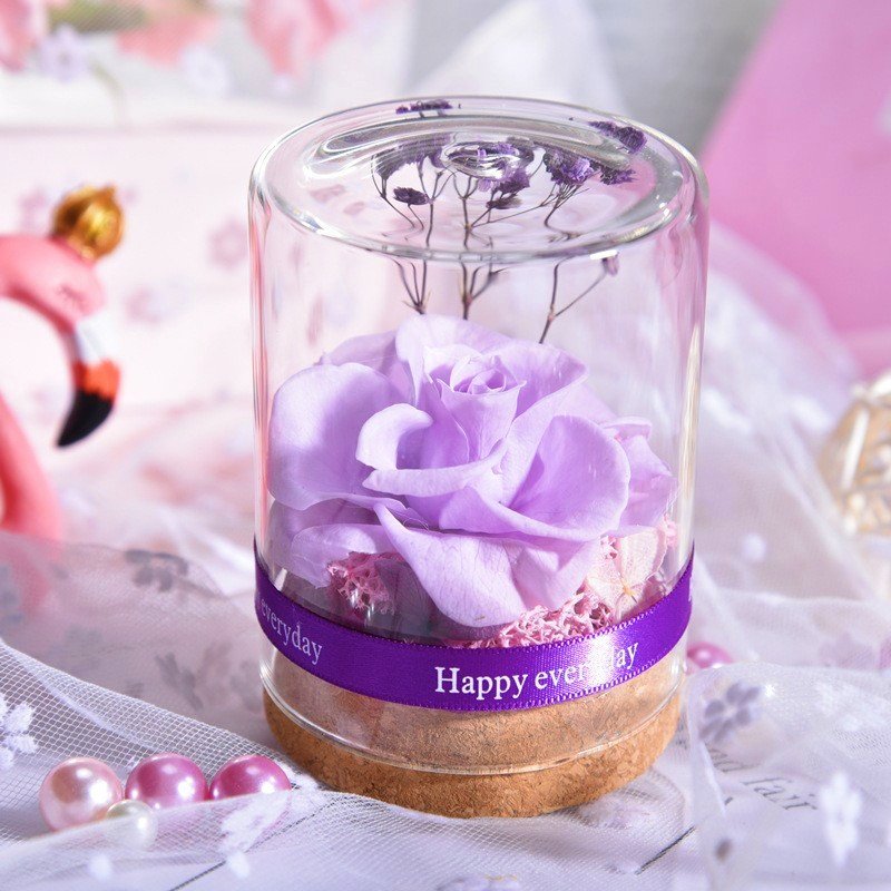 Hot Selling Gift Set Customized Lovely Mini Dried Flower Bouquet In Glass Dome For Valentine Day Gift Teacher Gift