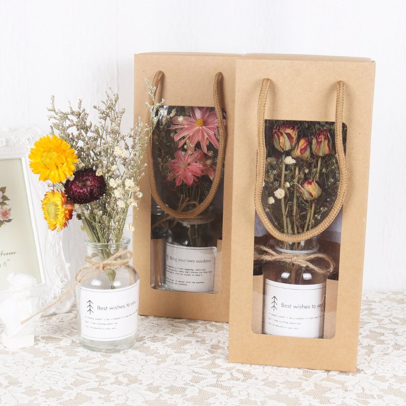 Dry Flower Bouquet Home Hotel Boho Decor Mini Floral Bouquet Eucalyptus Billy Button Mini Dried Flower Bouquet with Glass Bottle
