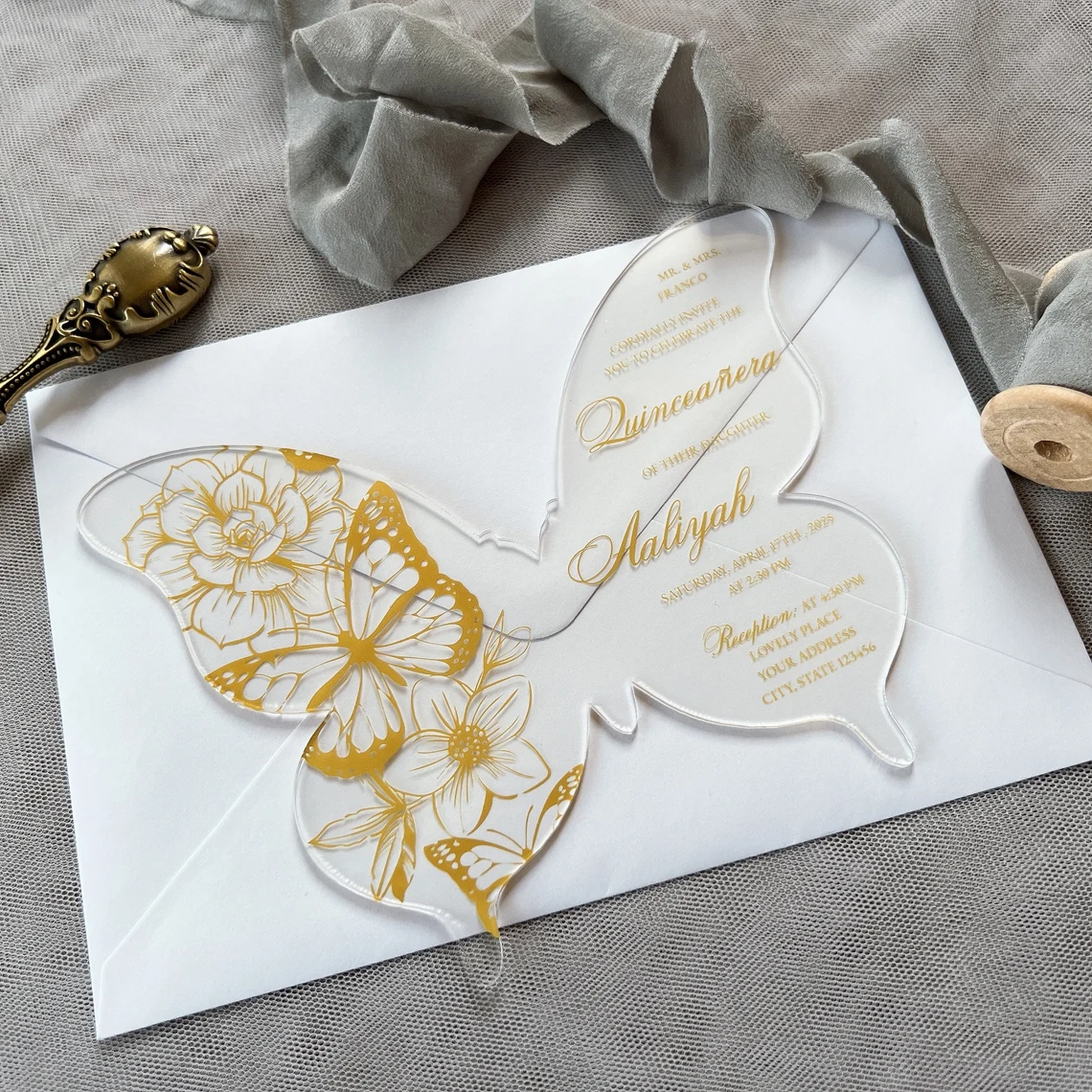 wholesale Customizable transparent plexi laser cut sweet 16 Quinceanera Floral printing butterfly Acrylic invitation card