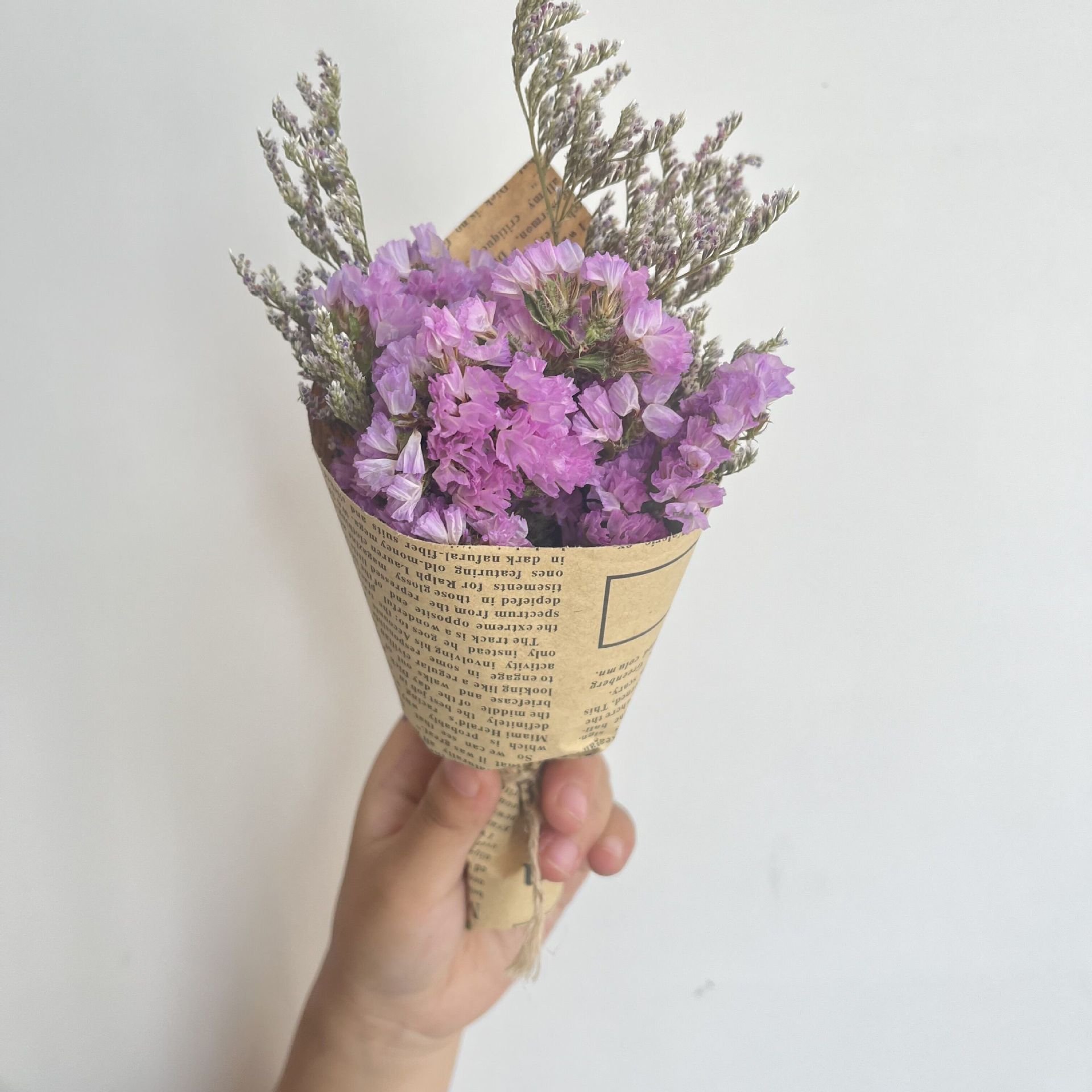 Dried Decoration Flower babysbreath Immortal Preserved Forever Dome Roses frame Bouquets For centerpiece decor