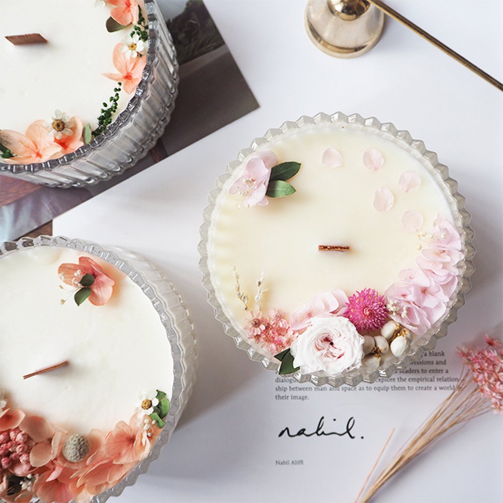 Customized service creative handmade dried flower essential oil glass incense decorative candles