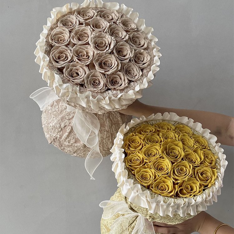Popular New Products Vintage Palace Style Real Rose Bouquet Preserved Eternal Rose Bouquet For Festivals