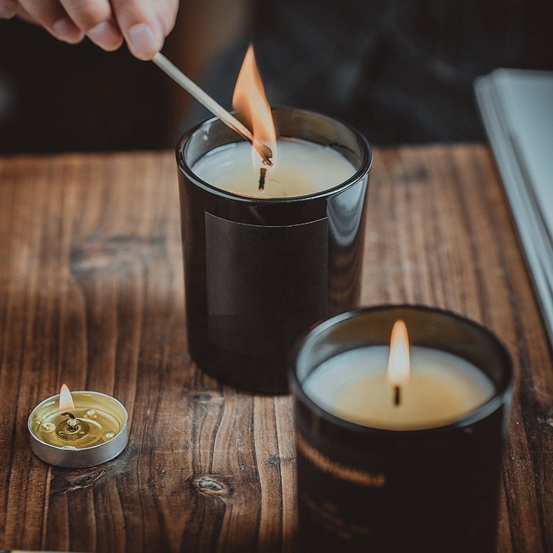5.5oz Wholesale Gift Candle Box Set Luxury Candles With Shiny Glass Jar Soy Wax Scented Candles with Dried Flowers