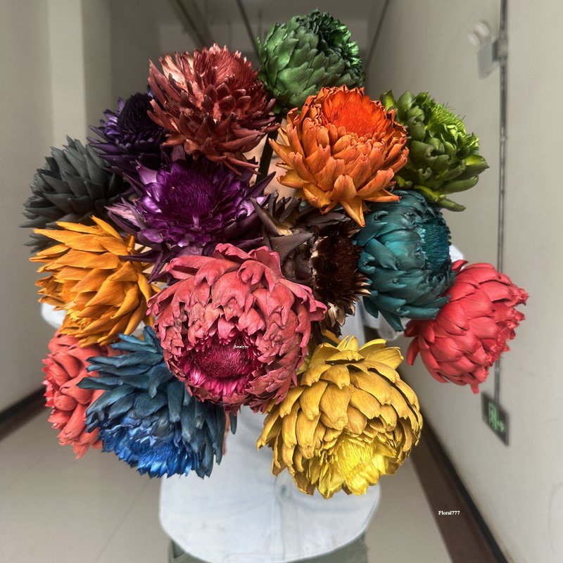 Wholesale 100% dried Flowers White lotus Preserved Flowers Artichoke For Home Wedding Decorative