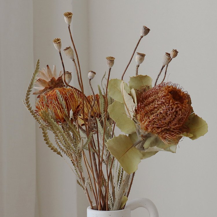 Yunnan wholesale natural long lasting flowers dried small bakes for wedding decoration