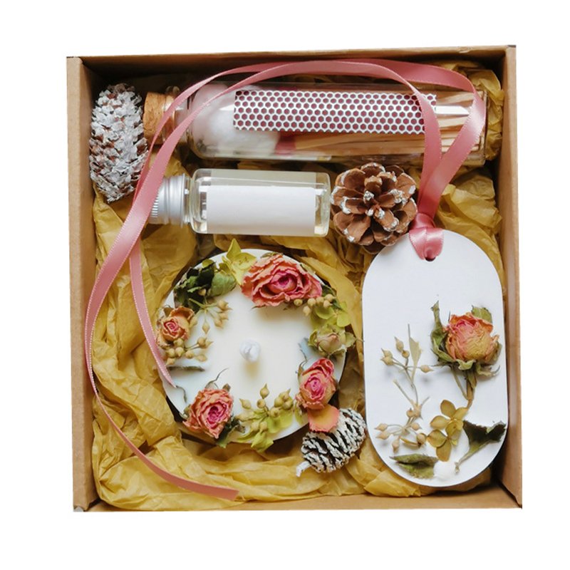 On sale Luxury Handmade Soy Scented Candle Set Home Decoration Custom Handmade Dried Flower Soy Wax Candles