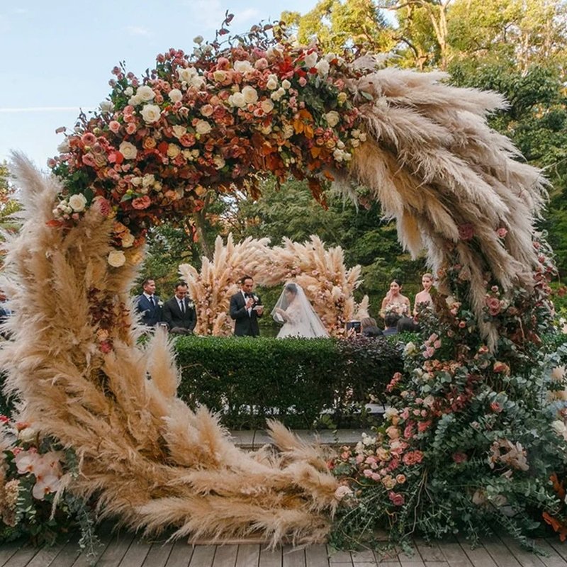 Wholesale Boho Wedding Decor Large Plume Dry Pampas Grass Flower Decor Natural Real Preserved Dried Pampas Grass For Wedding