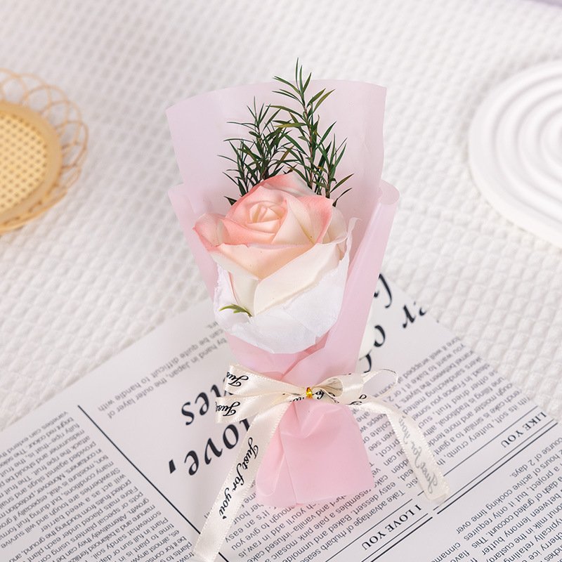 2024 Selling Beautiful Mini Preserved Roses In Bouquet Bag For Valentine Gifts Mother's Day Gifts And Wedding Occasions